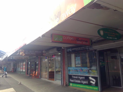 V & B Coffee And Bakery Take Away - Tourism Search 0