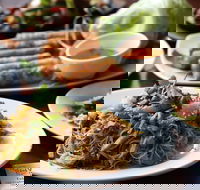 Vinh's Kitchen - Tourism Search