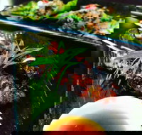 Dainty Dowager - Tourism Search