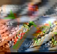 Oscar's Table - Tourism Search