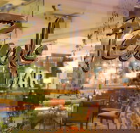 Pearl's Bar - Tourism Search