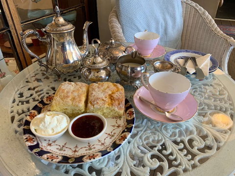 Czeg's Cafe - Tourism Search 0