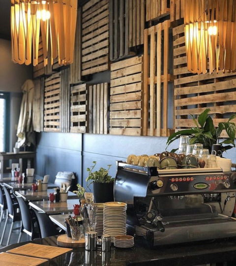 The Crossing Cafe - Tourism Search 0