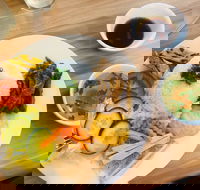 Chilli 'n' Chive - Tourism Search