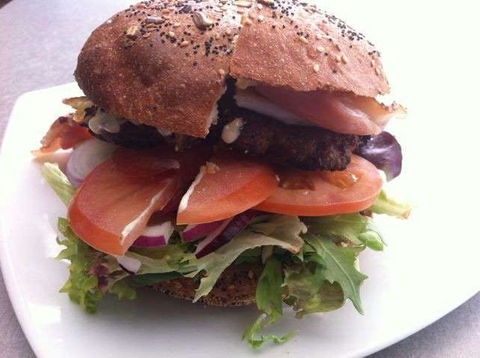 M&M Burger Bar And Take Away - Tourism Search 0