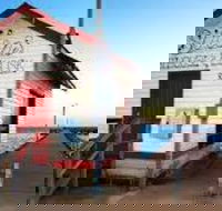 Little Sirens Kiosk - Tourism Search