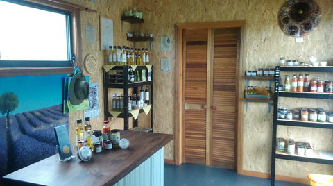 Petite Provence - Tourism Search 0