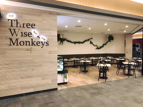 Hogan's - Tourism Search 0