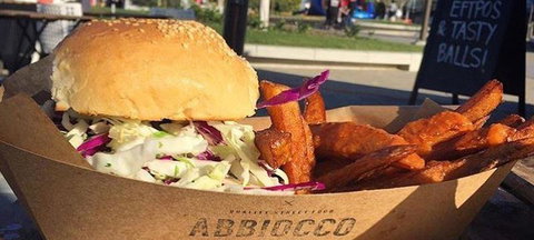 Mannelli's Cafe Burnside - Tourism Search 0