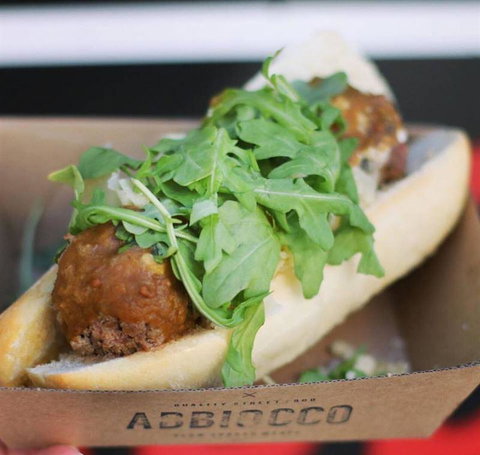 Mannelli's Cafe Burnside - Tourism Search 6