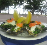 Sandis on Magnetic Island - Tourism Search