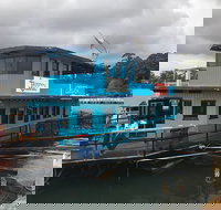 Skippers Floating Eatery