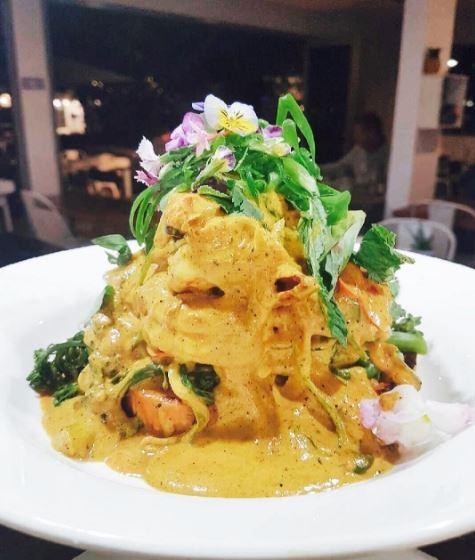 Manhattan Restaurant - Tourism Search 23