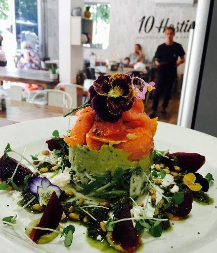 Manhattan Restaurant - Tourism Search 26