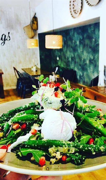 Manhattan Restaurant - Tourism Search 4