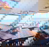 Oyster HQ - Tourism Search