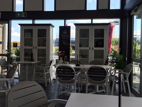 Toowoomba City Library Cafe - Tourism Search 0