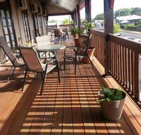 Commercial Hotel Clermont - Tourism Search
