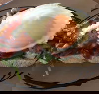 Hello Birdie - Tourism Search