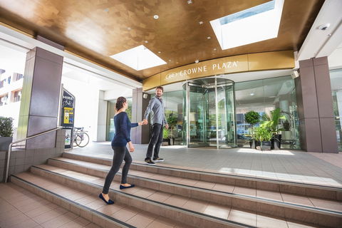 Crowne Plaza Canberra - Tourism Search 0
