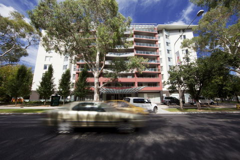 Pacific Suites Canberra - Tourism Search 0
