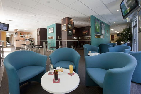 Pacific Suites Canberra - Tourism Search 3