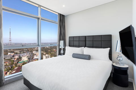Meriton Suites Chatswood - Tourism Search 16