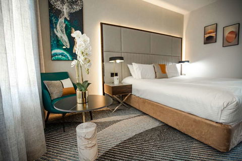 Royal Pacific Hotel - Tourism Search 8