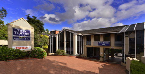 Twin Towers Inn - Tourism Search 0