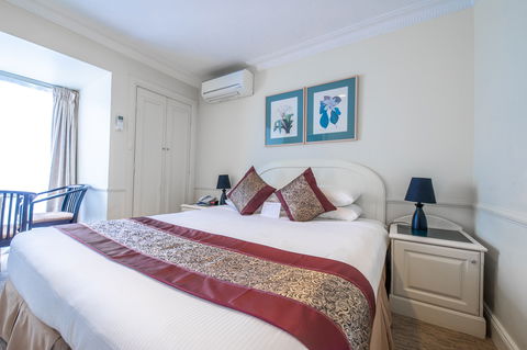 Twin Towers Inn - Tourism Search 5