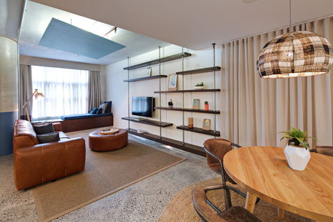 Zara Tower Serviced Apartments - Tourism Search 7