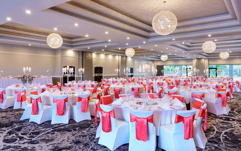 Holiday Inn Warwick Farm - Tourism Search 17
