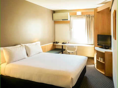Ibis Sydney Thornleigh - Tourism Search 1
