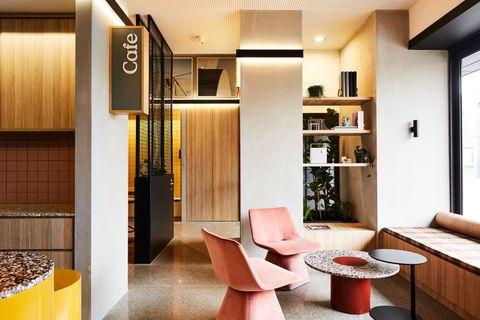 Lanbruk Apartment Hotel-Richomnd Hill - Tourism Search 2