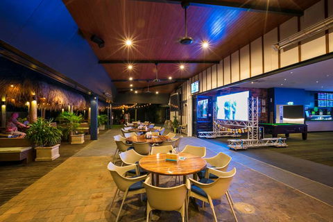 Kawana Waters Hotel By NightCap - Tourism Search 0