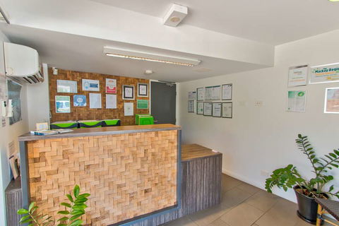 Mackay Oceanside Central Hotel - Tourism Search 2