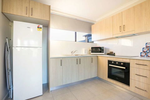 Kawana Waters Hotel By NightCap - Tourism Search 4