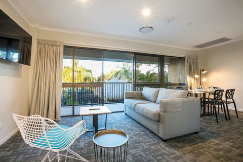Kawana Waters Hotel By NightCap - Tourism Search 5