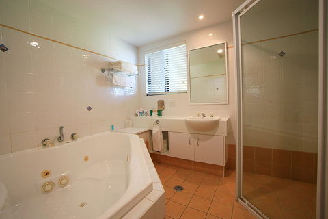 Macquarie Barracks Inn - Tourism Search 2