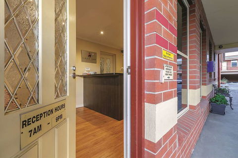 Lake Inn Ballarat - Tourism Search 2