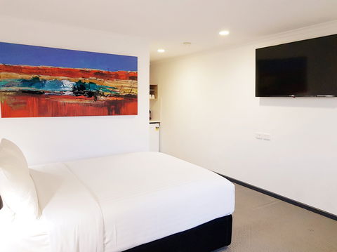 William Macintosh Motor Lodge - Tourism Search 12
