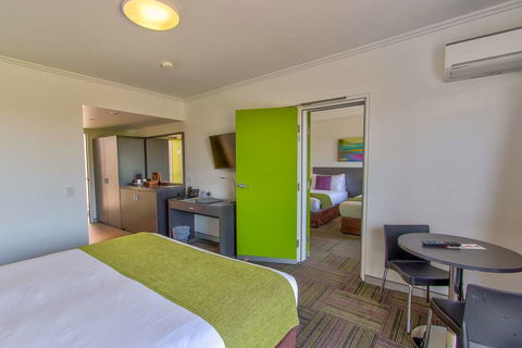 Mackay Oceanside Central Hotel - Tourism Search 5