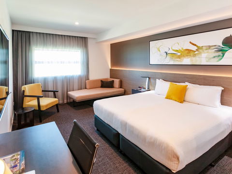 Mercure Sunshine Coast Kawana Waters - Tourism Search 2
