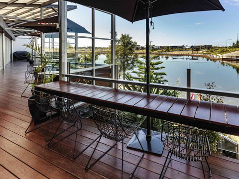 Mercure Sunshine Coast Kawana Waters - Tourism Search 14