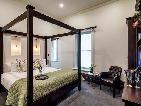 Mount Lofty House - Tourism Search 3
