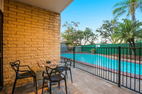 Kawana Waters Hotel By NightCap - Tourism Search 1