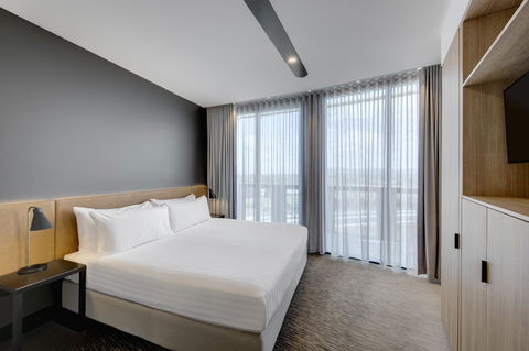 Vibe Hotel Canberra - Tourism Search 42