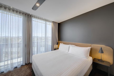 Vibe Hotel Canberra - Tourism Search 36