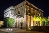 Book Orange Accommodation Vacations Tourism Search Tourism Search