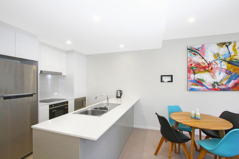 IQ Smart Apartments 704 Braddon ACT - Tourism Search 3